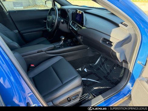 Used 2024 Lexus UX 250h FWD image 30