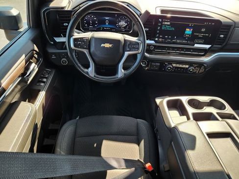 Certified 2024 Chevrolet Silverado 2500 LT w/ All Star Edition image 17