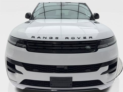 Used 2024 Land Rover Range Rover Sport Dynamic SE image 4