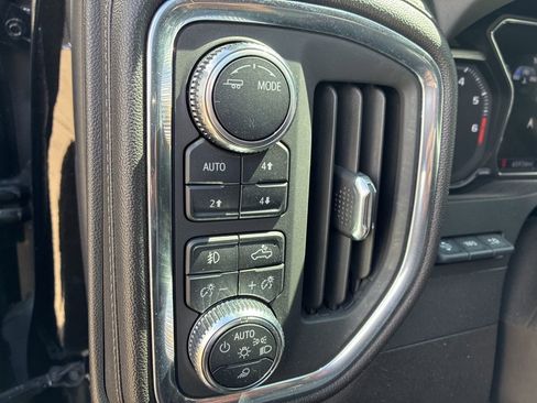 Used 2022 GMC Sierra 2500 Denali w/ Denali Ultimate Package image 12