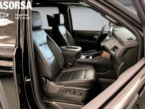 Certified 2024 Chevrolet Suburban High Country w/ Advanced Technology Package AWD/4WD image 7