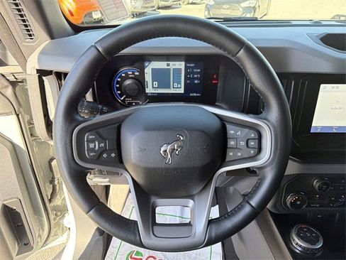 Used 2022 Ford Bronco Big Bend image 18