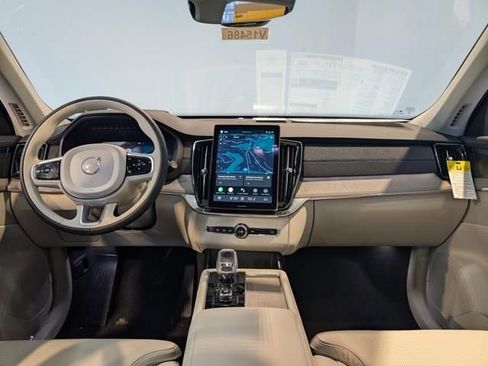 New 2026 Volvo XC90 B6 Ultra w/ Protection Package AWD/4WD image 13