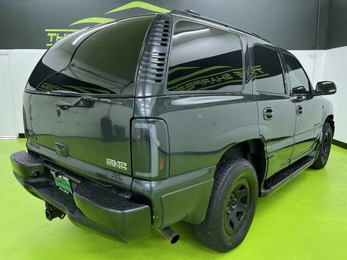 Used 2003 GMC Yukon Denali image 10
