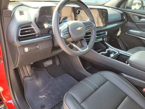 New 2026 Chevrolet Traverse High Country AWD/4WD image 12