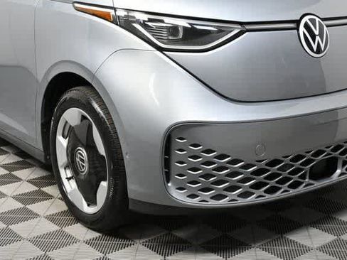 New 2025 Volkswagen ID. Buzz Pro S image 33