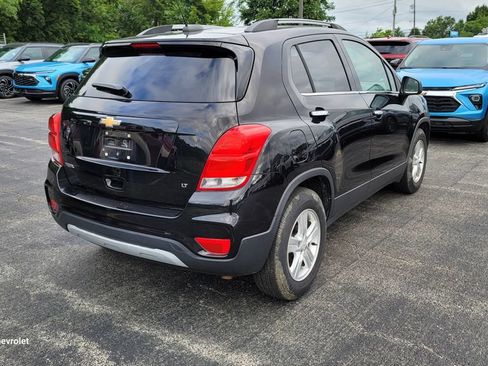 Used 2019 Chevrolet Trax LT w/ LT Convenience Package FWD image 6