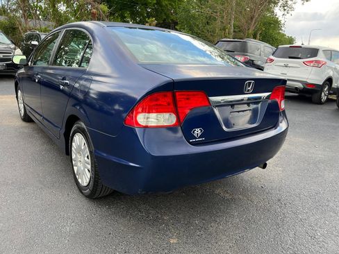 Used 2009 Honda Civic DX-VP image 3