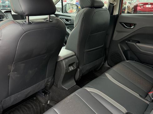 Certified 2025 Subaru Crosstrek 2.5i Limited w/ Crosstrek Mirror Package image 16
