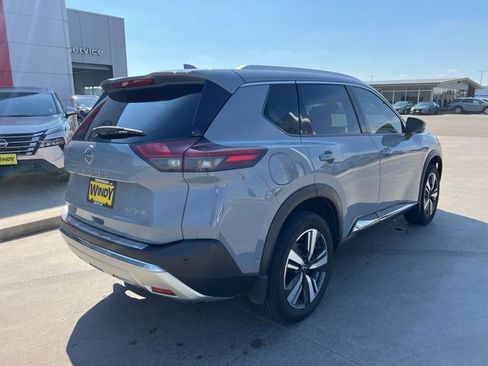 Used 2023 Nissan Rogue Platinum w/ Platinum Premium Package image 7