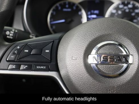 Used 2021 Nissan Kicks S image 8