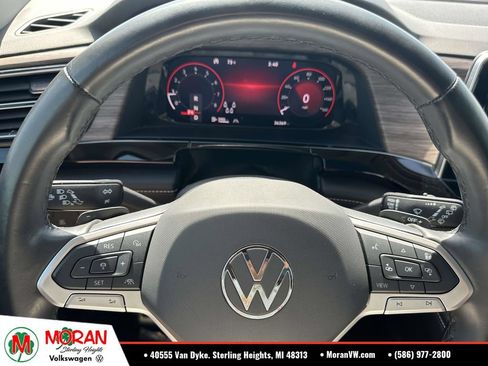 Used 2024 Volkswagen Atlas SEL Premium R-Line AWD/4WD image 23