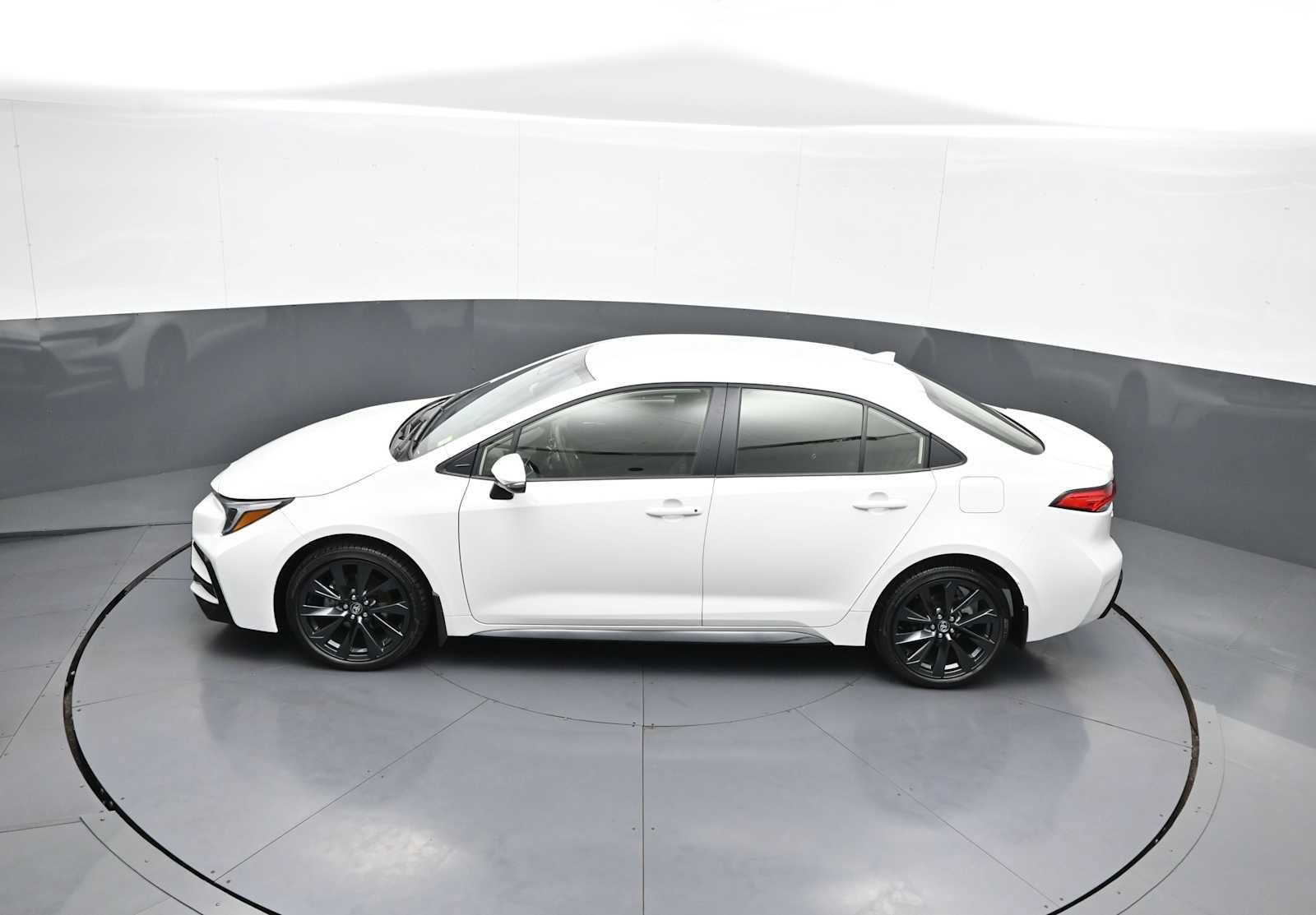Certified 2026 Toyota Corolla SE FWD image 40