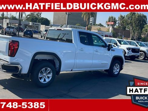 New 2026 GMC Sierra 1500 SLE image 5