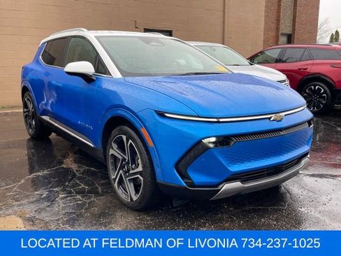 Used 2024 Chevrolet Equinox EV LT w/ Active Safety Package 3 image 4