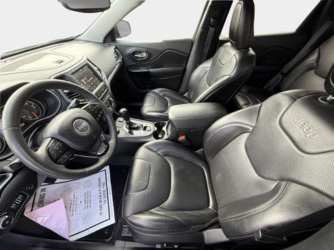 Used 2023 Jeep Cherokee Altitude Lux image 10