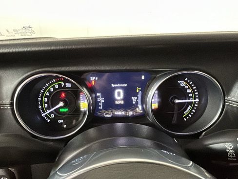 Used 2023 Jeep Wrangler Unlimited Sahara w/ Cold Weather Group AWD/4WD image 21