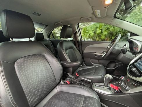 Used 2017 Chevrolet Sonic Premier image 15