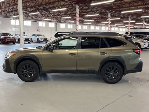 Used 2023 Subaru Outback Onyx Edition XT AWD/4WD image 7