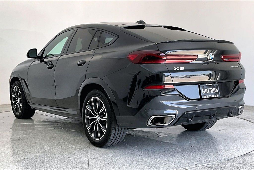 Used 2024 BMW X6 xDrive40i w/ Parking Assistance Package AWD/4WD image 15