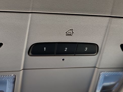 Used 2023 GMC Terrain SLT w/ LPO, Floor Liner Package FWD image 17
