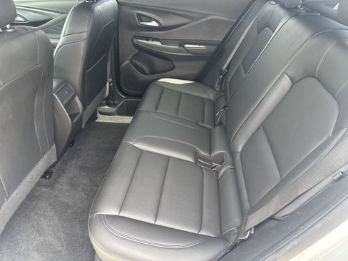 Used 2024 Buick Envista Sport Touring image 6