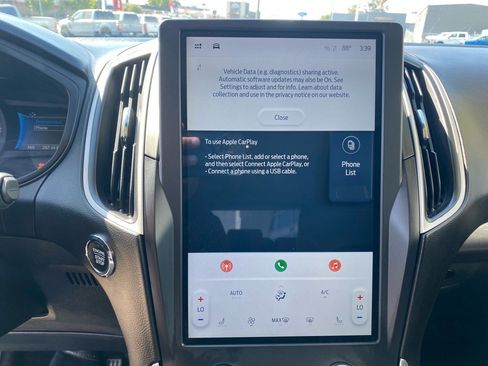 Used 2024 Ford Edge SEL image 22