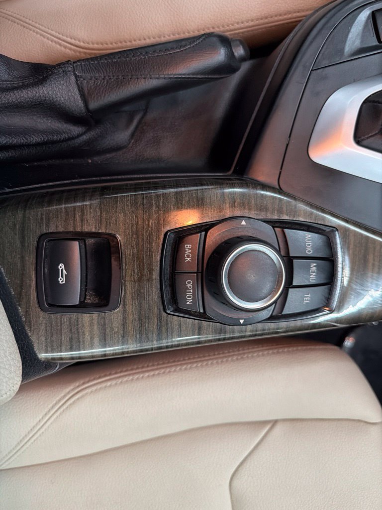 Used 2015 BMW 228i Convertible RWD image 22
