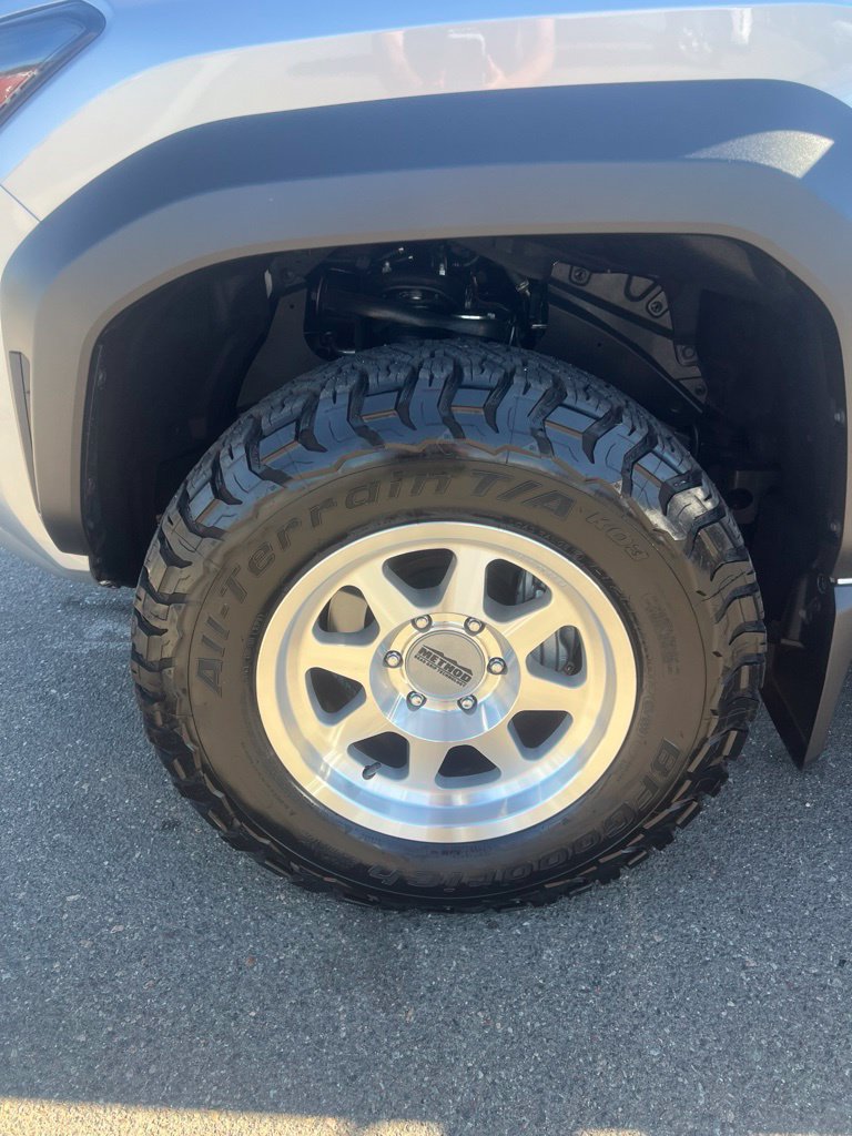 Certified 2025 Toyota 4Runner SR5 AWD/4WD image 5