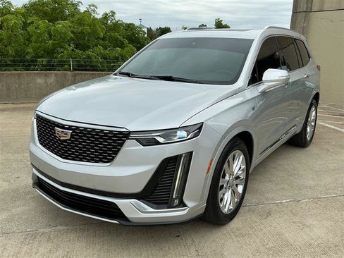 Used 2020 Cadillac XT6 Premium Luxury FWD image 10