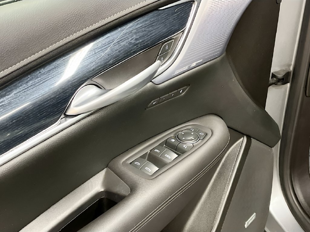 Used 2024 Cadillac XT5 Premium Luxury AWD/4WD image 18
