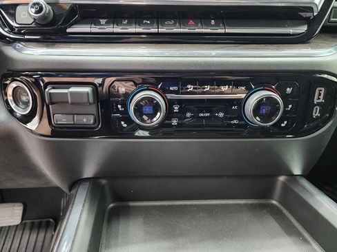 Used 2024 Chevrolet Silverado 3500 LTZ w/ LTZ Convenience Package image 54