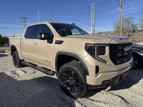 Used 2023 GMC Sierra 1500 Elevation w/ Elevation Premium Package image 2