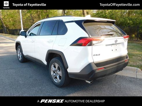 Used 2025 Toyota RAV4 XLE image 3