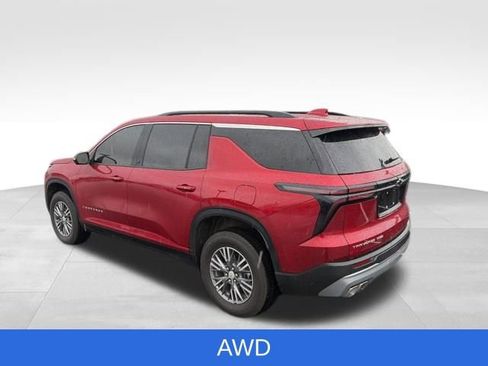 Used 2026 Chevrolet Traverse LT w/ Driver Confidence Package image 3