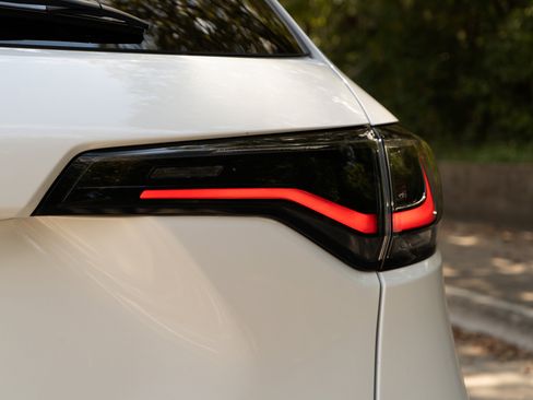 Certified 2026 Honda HR-V LX image 13