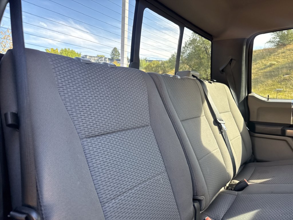 Used 2022 Ford F250 XLT w/ Black Appearance Package AWD/4WD image 24