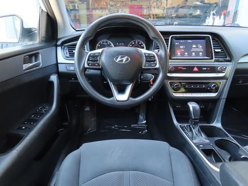 Used 2019 Hyundai Sonata SE FWD image 15