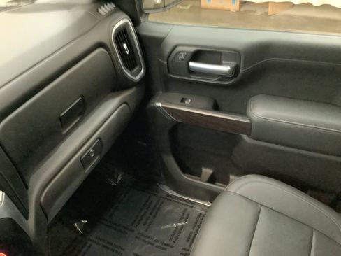 Used 2021 GMC Sierra 1500 SLT w/ SLT Premium Plus Package AWD/4WD image 22