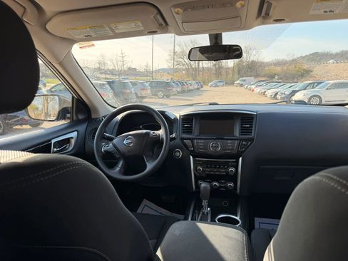Used 2017 Nissan Pathfinder S FWD image 24