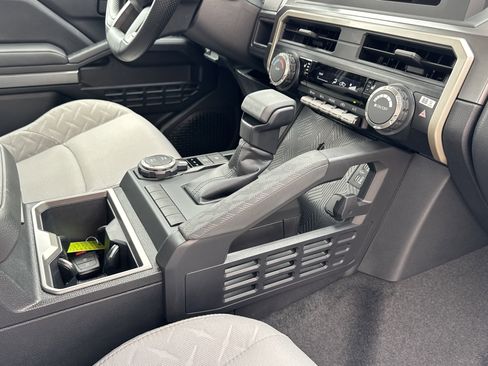 New 2025 Toyota Tacoma SR5 AWD/4WD image 34