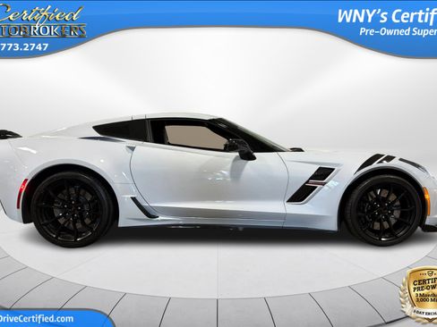 Used 2019 Chevrolet Corvette Grand Sport RWD image 4