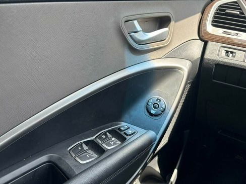 Used 2017 Hyundai Santa Fe Sport image 27