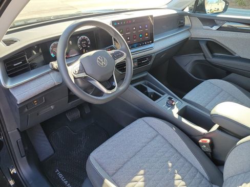 New 2026 Volkswagen Tiguan S image 30