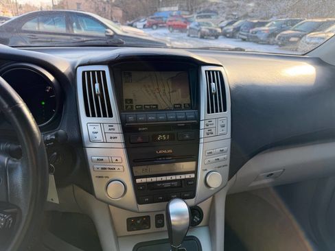 Used 2006 Lexus RX 400h Base AWD 4dr SUV image 19