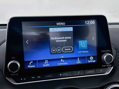 Used 2025 Nissan Sentra SV FWD image 12