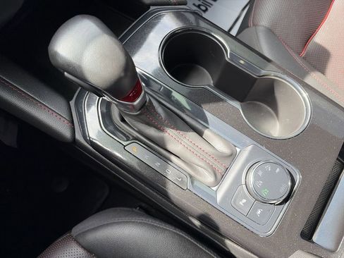 Used 2022 Chevrolet Blazer RS w/ Enhanced Convenience Package image 26