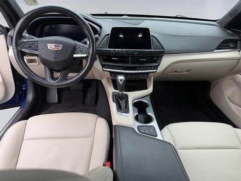 Used 2021 Cadillac CT4 Premium Luxury image 12