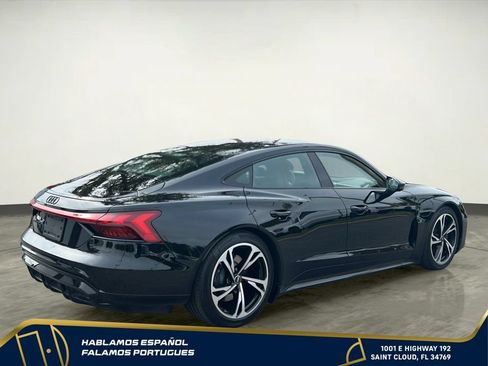 Used 2022 Audi e-tron GT Prestige AWD/4WD image 6