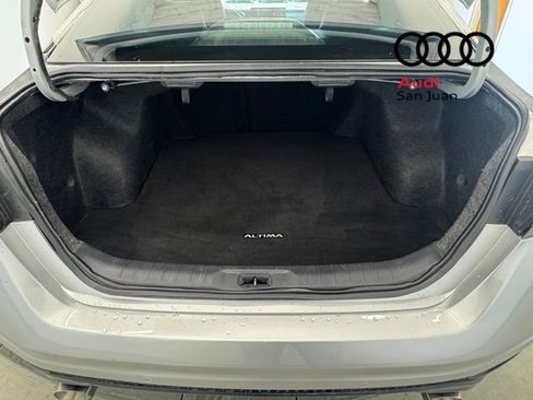 Used 2024 Nissan Altima 2.5 SR w/ SR Premium Package image 18